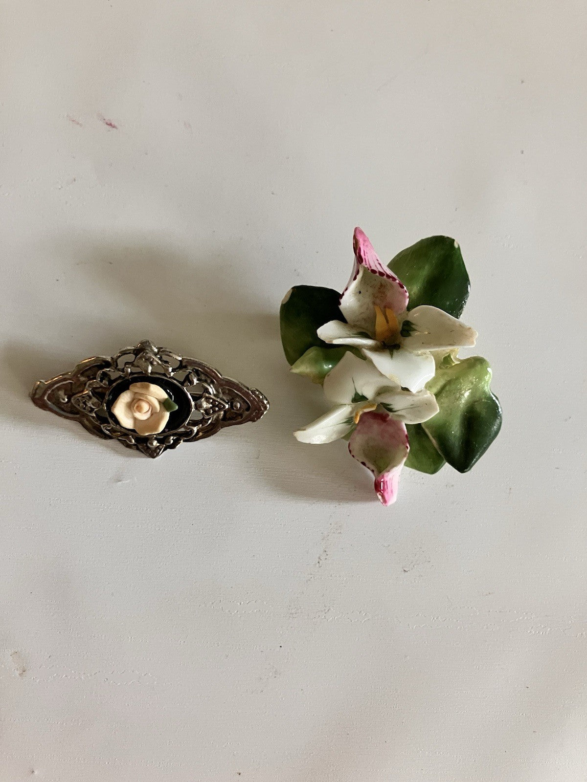 Vintage Bone China/Porcelain Floral Brooches (2)