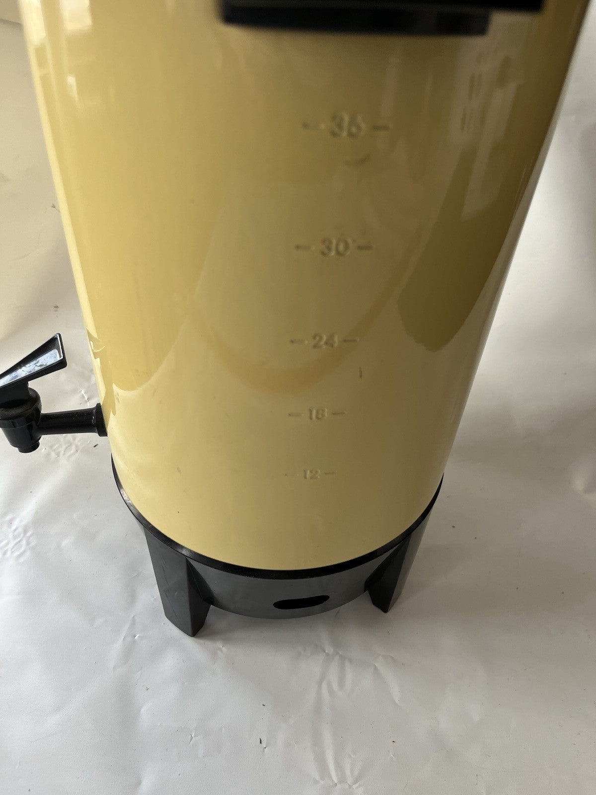 West Bend 1960’s 36 Cup Party Perk Coffee Percolator, Cream Colored/Harvest Gold
