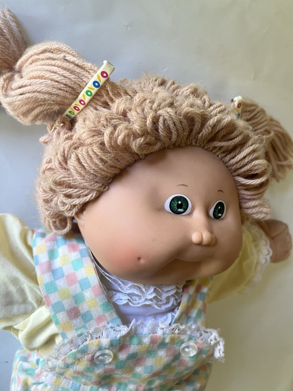 Vintage Cabbage Patch Kids Dirty Blonde Straight Pigtails Green Eyes, Tooth