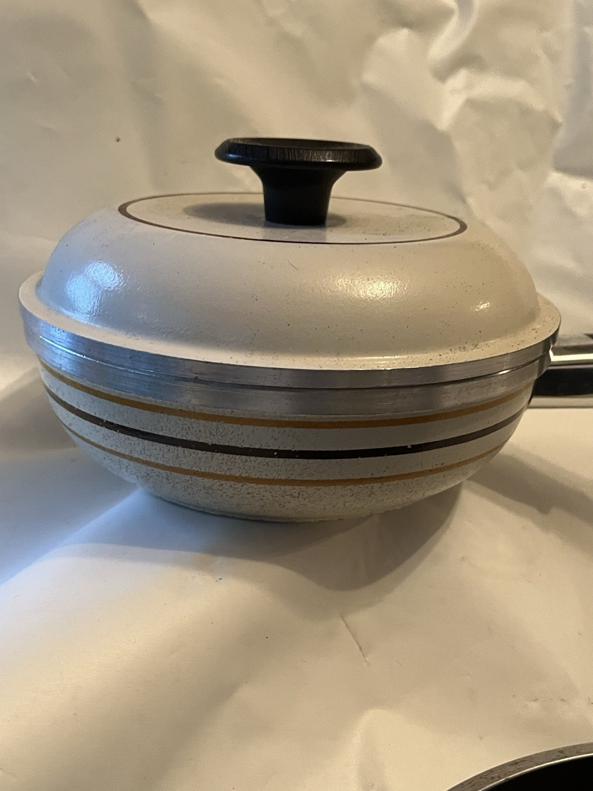 Vintage Regal Ware Cast Aluminum 1 quart w/ lid And 8” Pan cream color & stripes