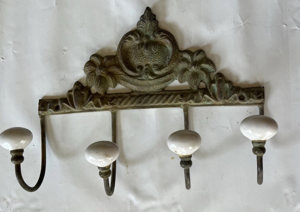 Vintage Styled Cast Iron Metal And Porcelain Wall 4 Hooks; 8”x6” Ornate Details