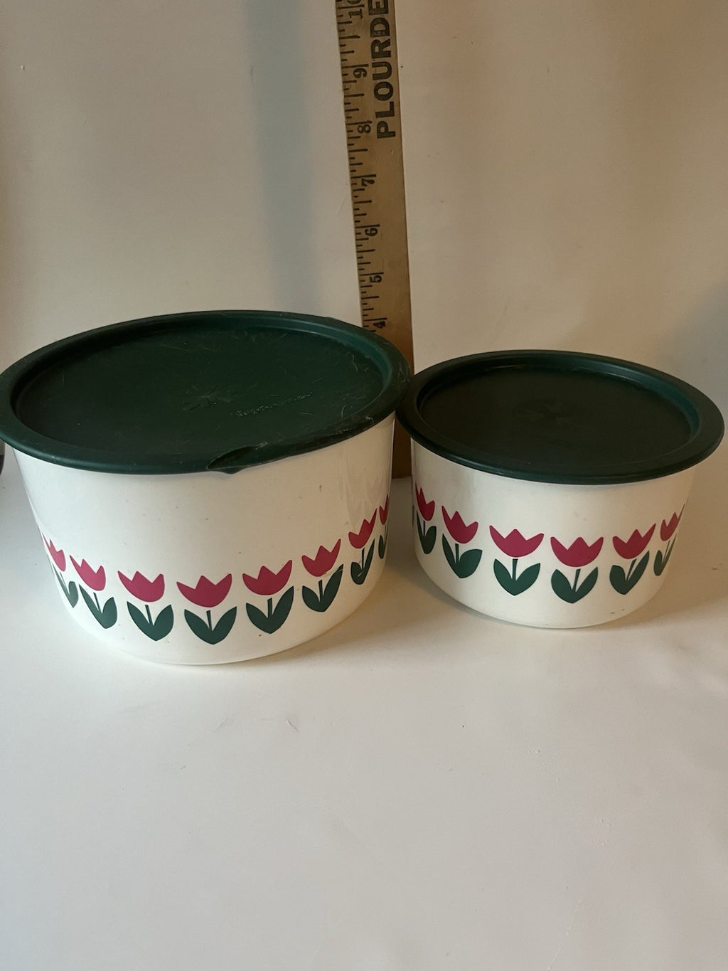 Vtg. One Touch White Tulip Tupperware Canisters with Green Lids; A-C; B/D sets