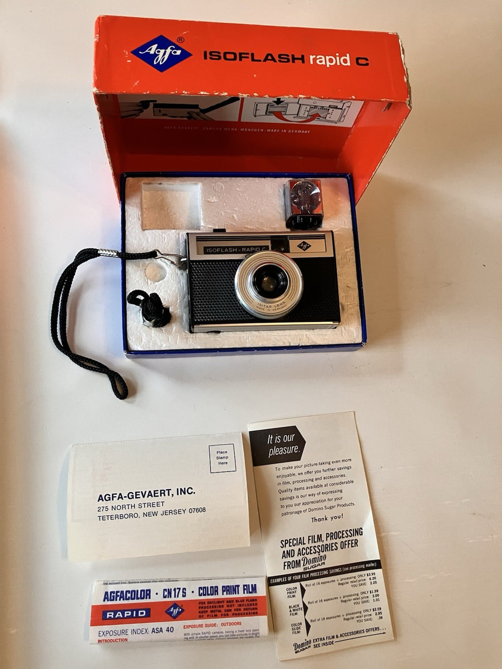 Vintage Agfa Isoflash Rapid C Instant Loading Camera with Box, Flashcube & More