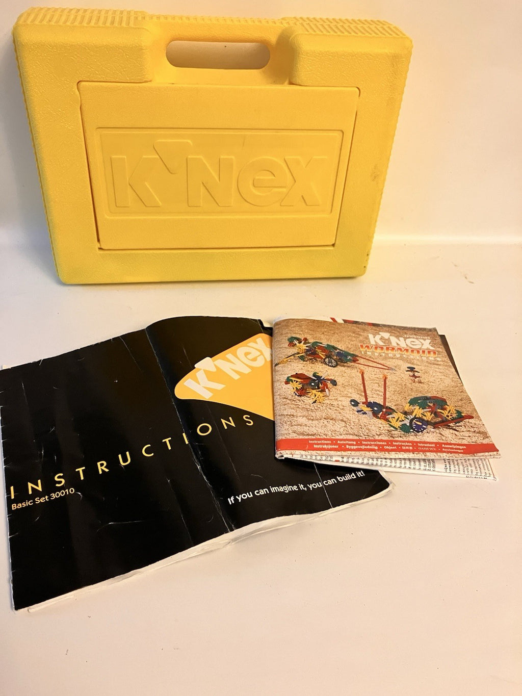 K'nex ‘92 Yellow Case Basic Building  Set #30010 W/ Instructions, Plus Battery
