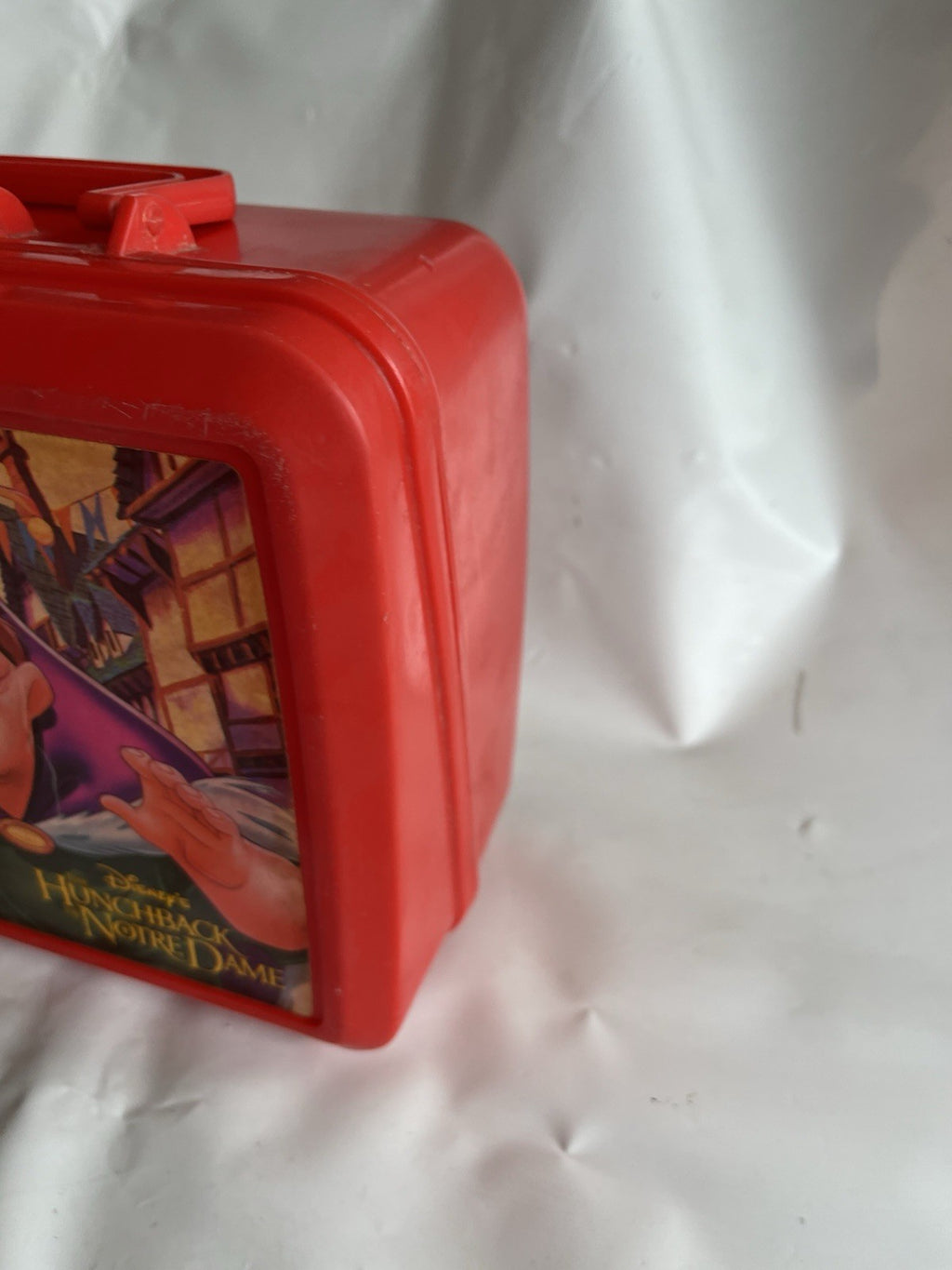 Retro 1990’s Red Aladdin Lunchbox Of Disney Hunchback Of Notre Dame