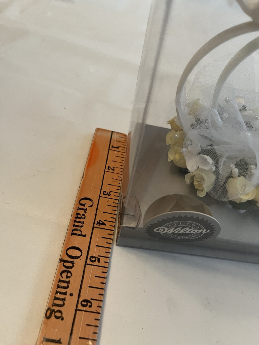 Vintage 1998 Wilson Cake Wedding Topper W/ Rings And Dove, Roses NOS