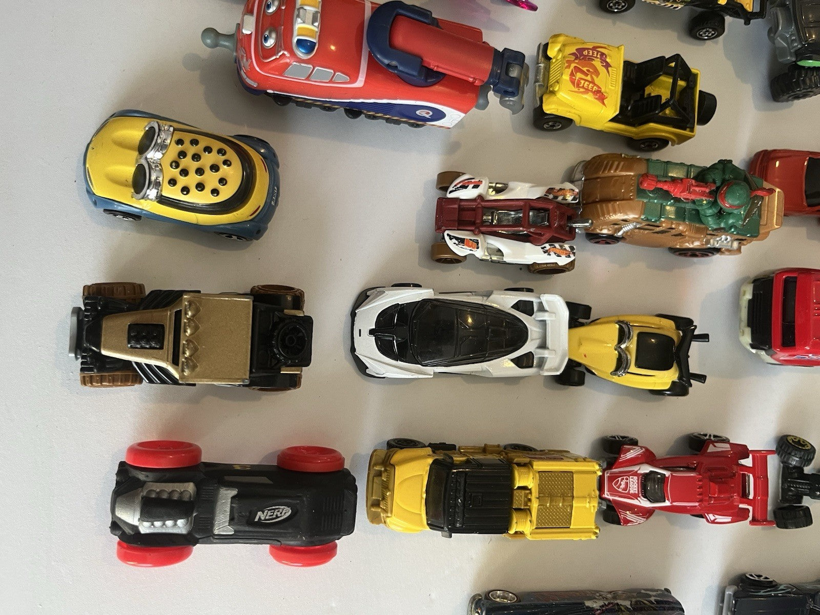 Lot of Hotwheels/Matchbox Cars Ninja Turtles/Atari/Jeep/Police