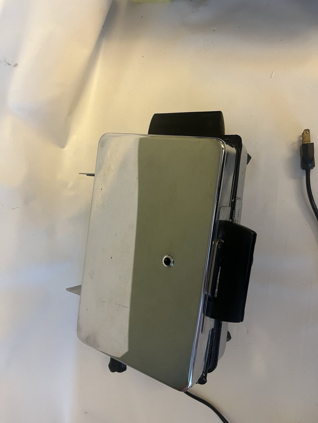 Rival MFG. Co. Waffle/Grill Model No. 92T/1