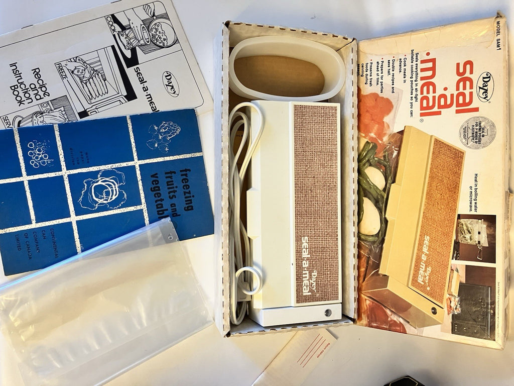 Vintage Dazey Seal-a-Meal Food Vacuum Sealer NOS with Seal Bags Works USA 1970s