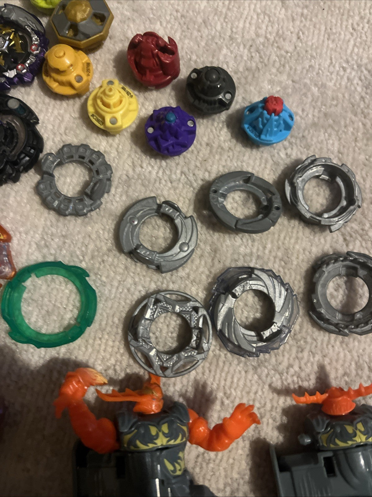 beyblade metal fusion Lot Parts/Spinners