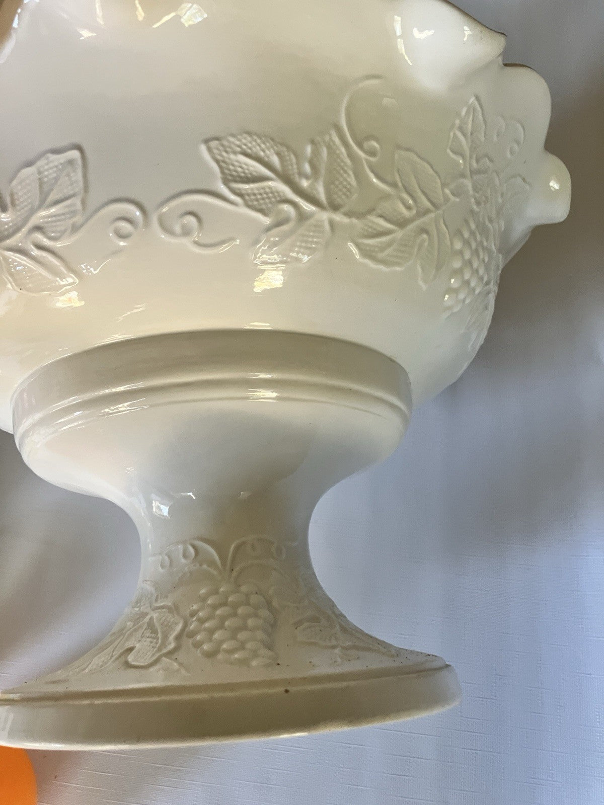 Vintage 1969 White Ceramic Harvest Emodied Pedestal Fruit bowl