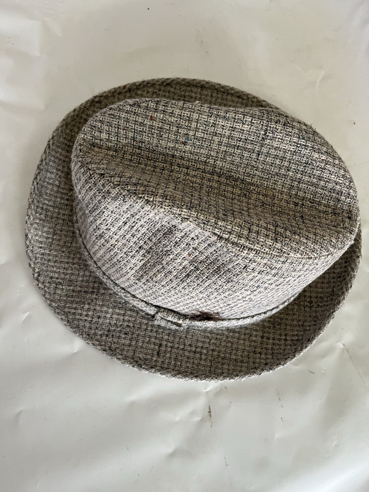 Vintage Men’s Adam Tweed Fedora Hat; 7-71/8 Medium Grey/tan Tweed Tone