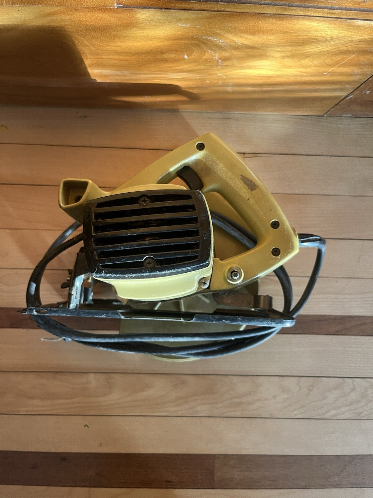 Black And Decker 7308 7 1/4” Circular Saw Vintage Corded Electric Tool Works