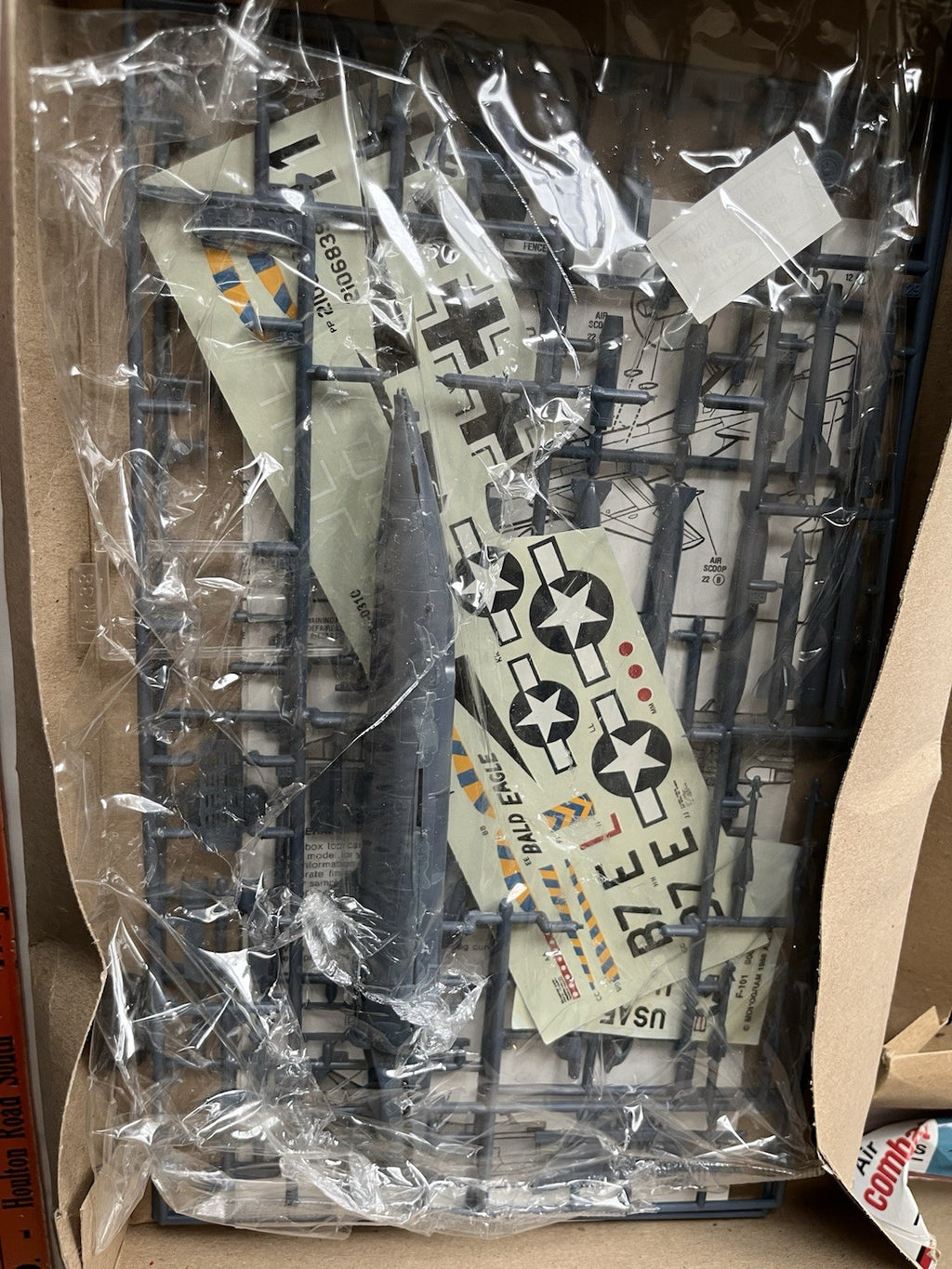 3-Vintage Model Kits  RF-101B Recon Kit; Reveal Yak-38 Forger; P-51B 1:48 Scale