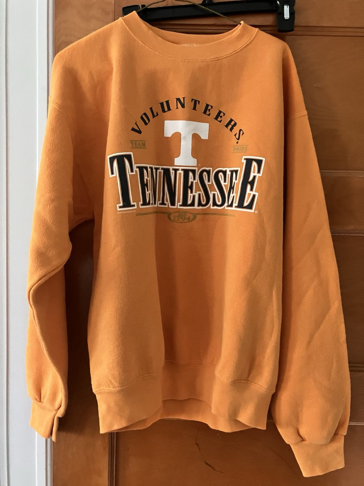 Vintage Tennessee Volunteers Lee Unisex Orange Sweatshirt. Very Clean!