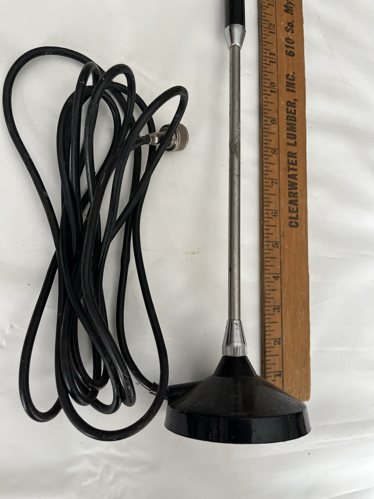 Vintage 27.5” Long Auto Antennae With Magnetic Bottom; Over 90” Cord