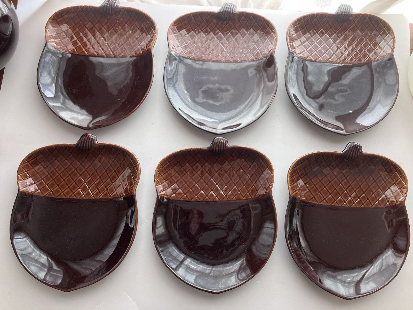 2011 Better Homes Stoneware Collection In Acorn Kitchen Set; 25 Pieces