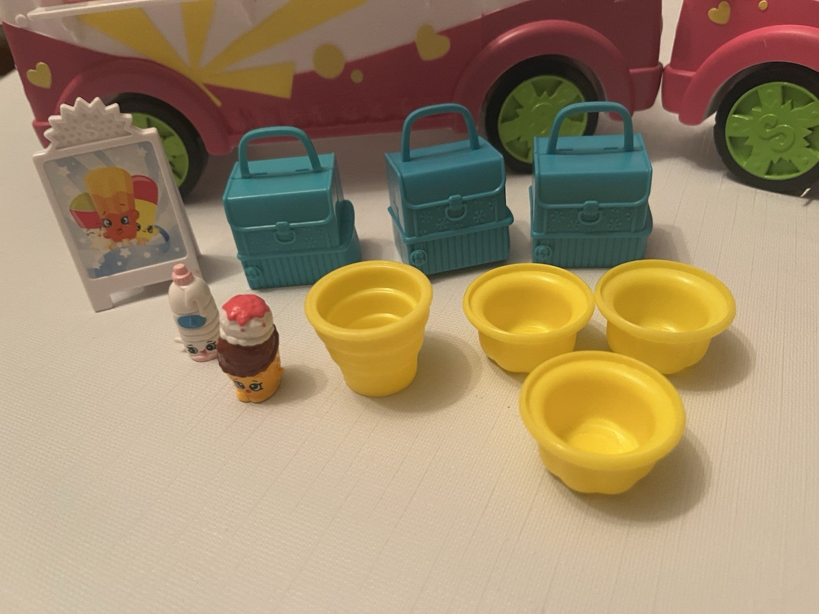 Shopkins Season 3 Scoops Ice Cream Truck Playset
