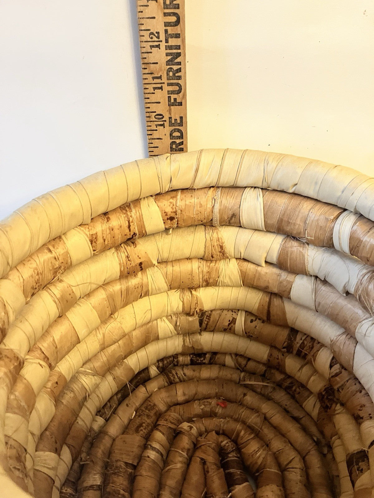 Vintage Chunky Maize Cornhusk Woven Planter/ Basket; 9” Tall And 9.5” Diameter