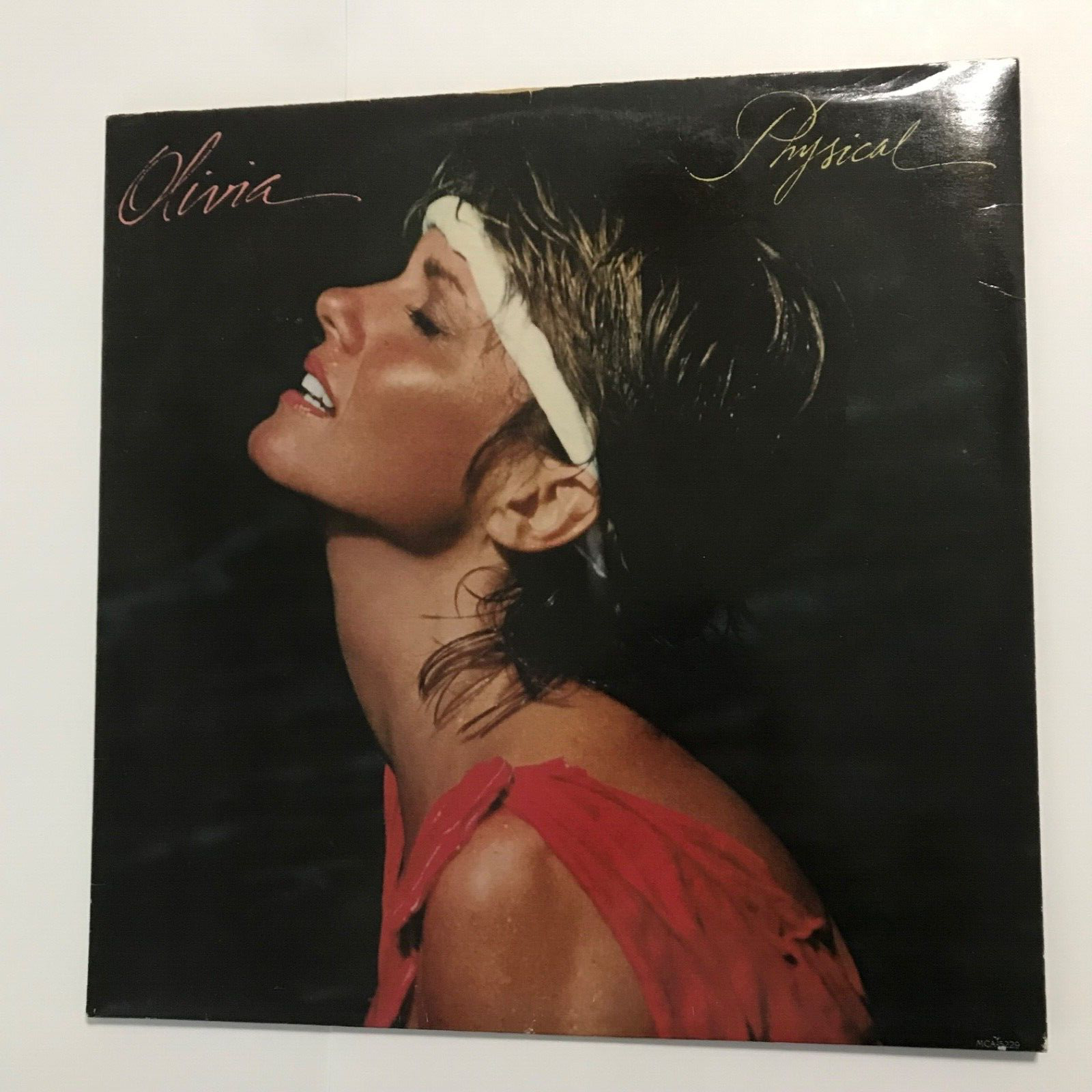 Vintage OLIVIA NEWTON-JOHN Physical original VINYL Gatefold LP 1981 MCA-5229