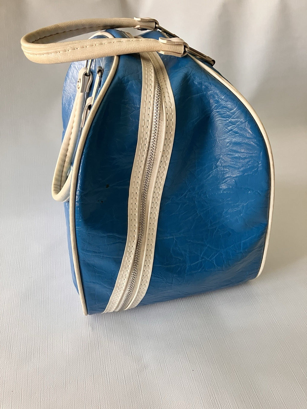 Vintage AMF Volt Blue Floral Print Bowling Bag