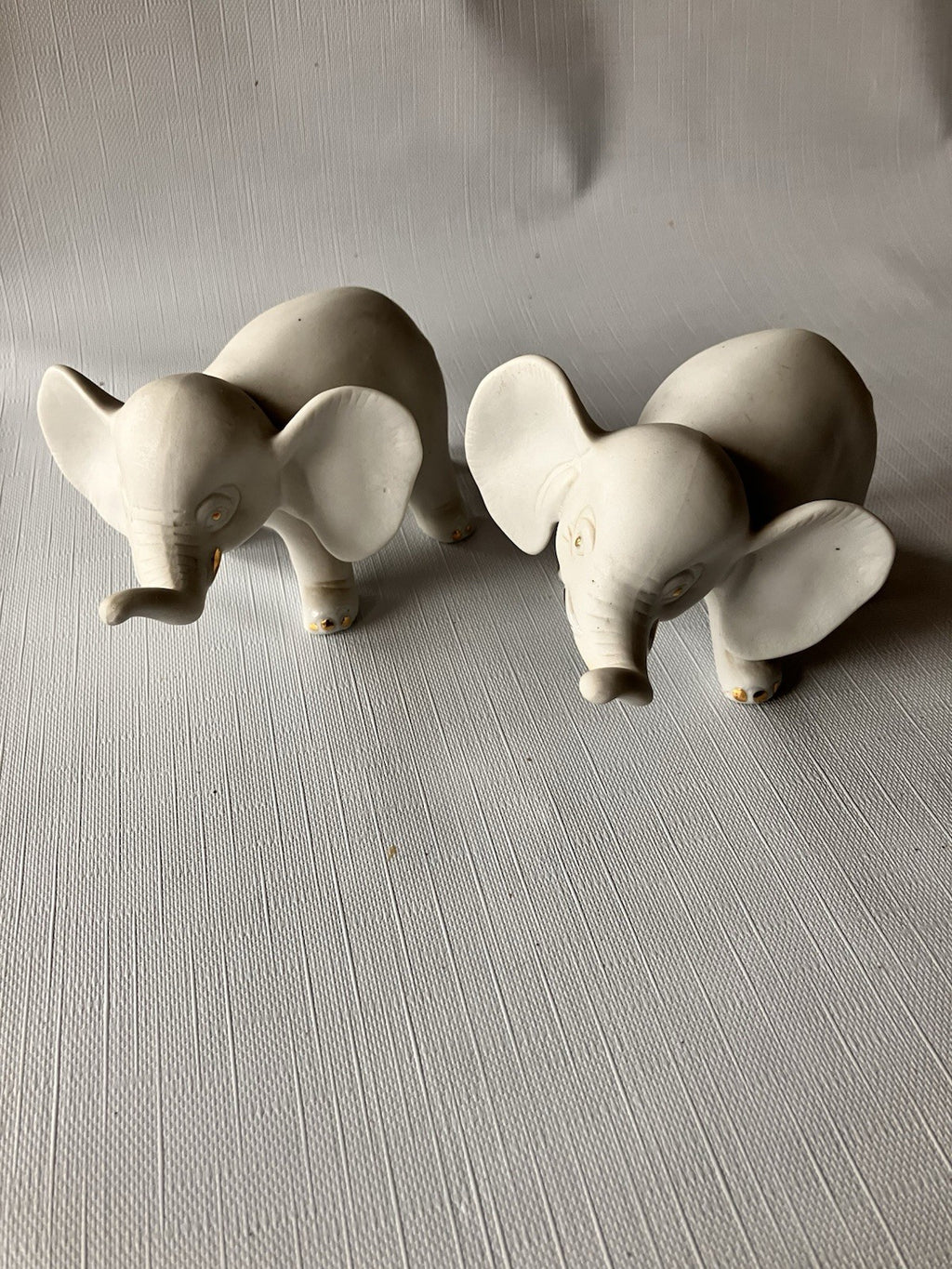 Vintage/ MCM Ceramic ArtMart Grey And Gold Pair EVC