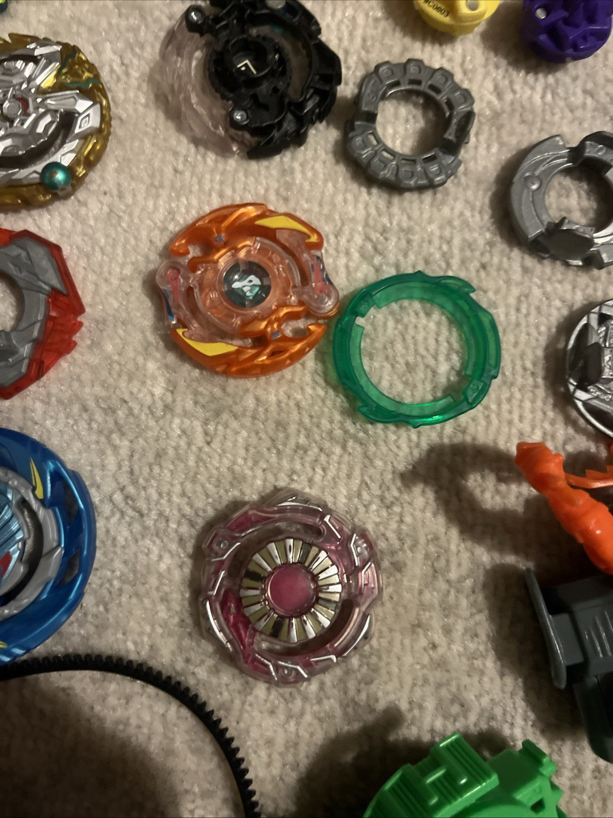 beyblade metal fusion Lot Parts/Spinners