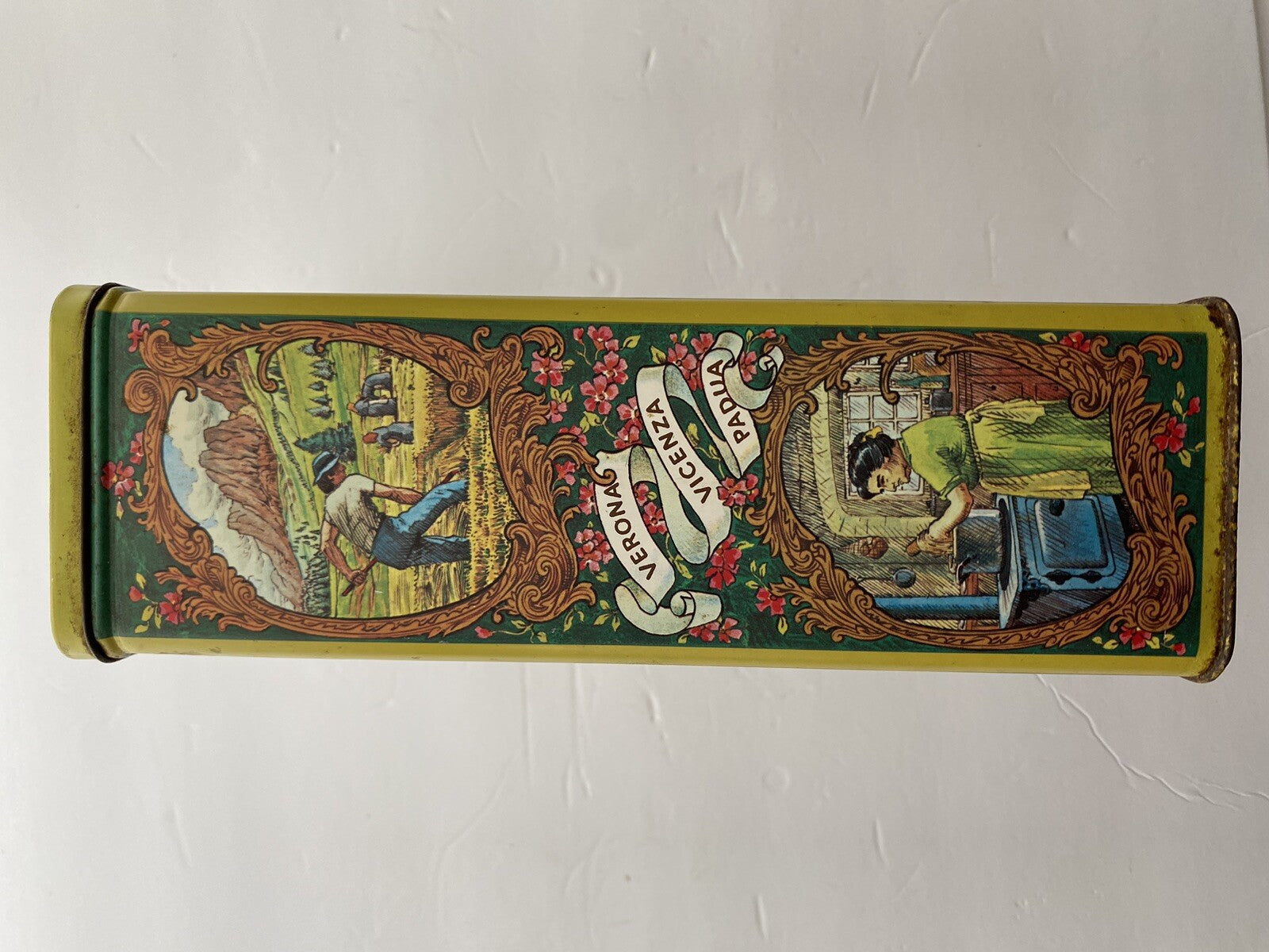 Vintage Casa Via Variccio Premium Macaroni Metal Tin Container Made In England