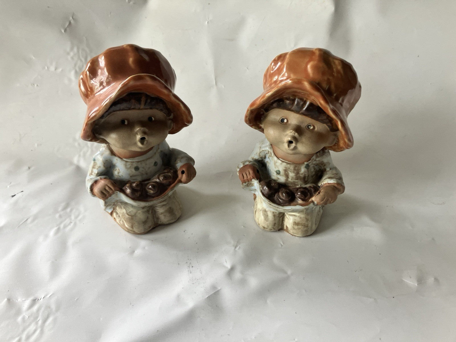Vintage 1970s Terracotta Seymour  Whistling 5” Tall Apple Picking Girls