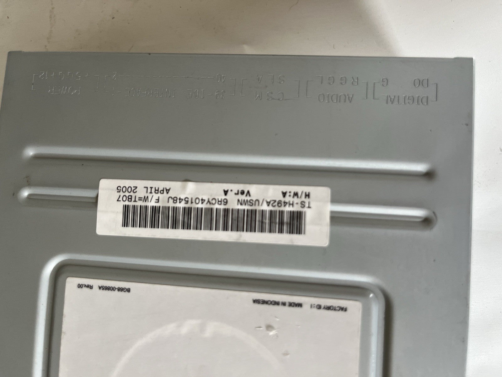 Samsung CD-RW/DVD Drive TS-H492; 2005.