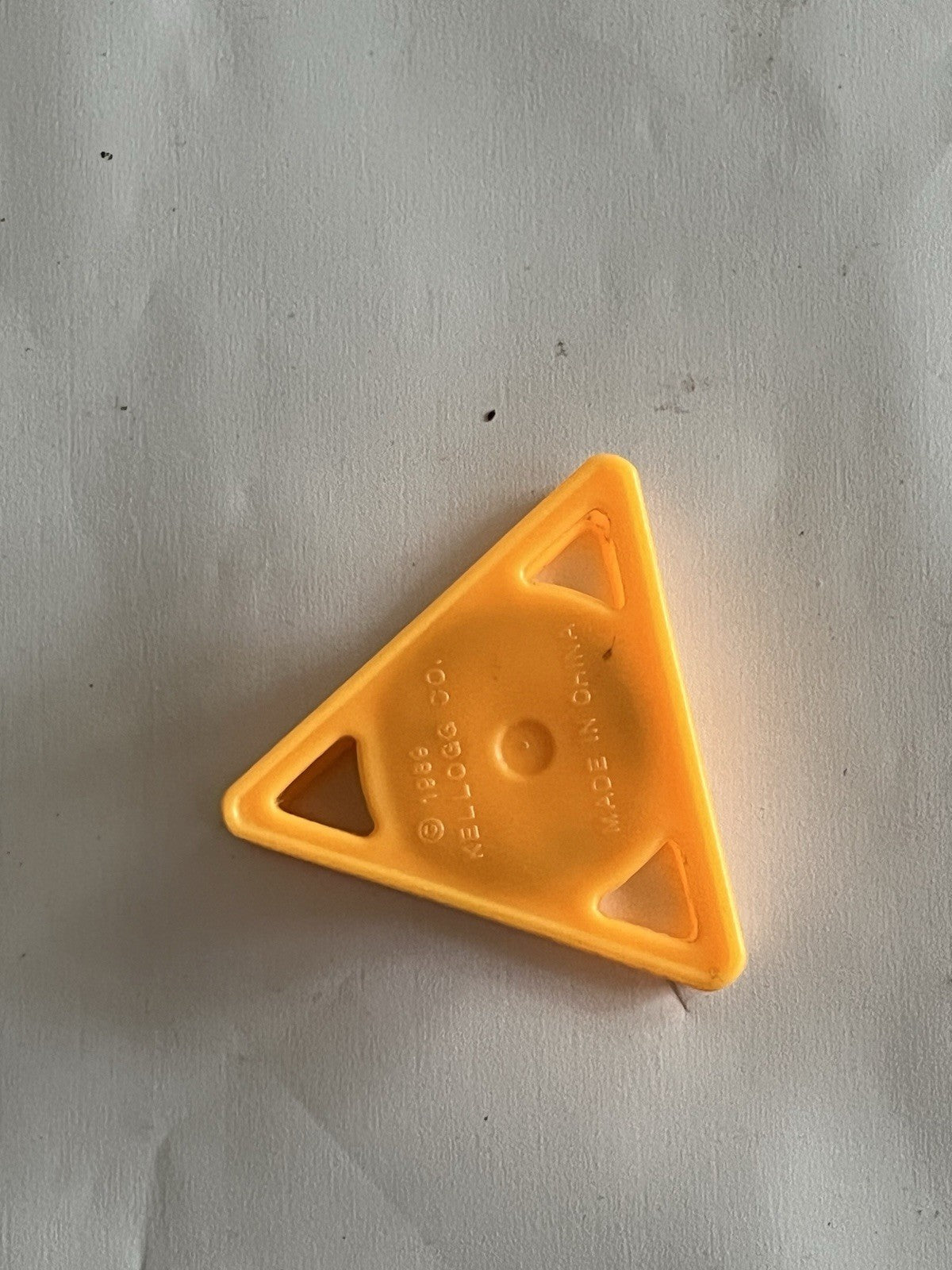 1989 Boglins Kellogg’s Triangle Ink Stamper Vintage Orange Toy Cereal Prize