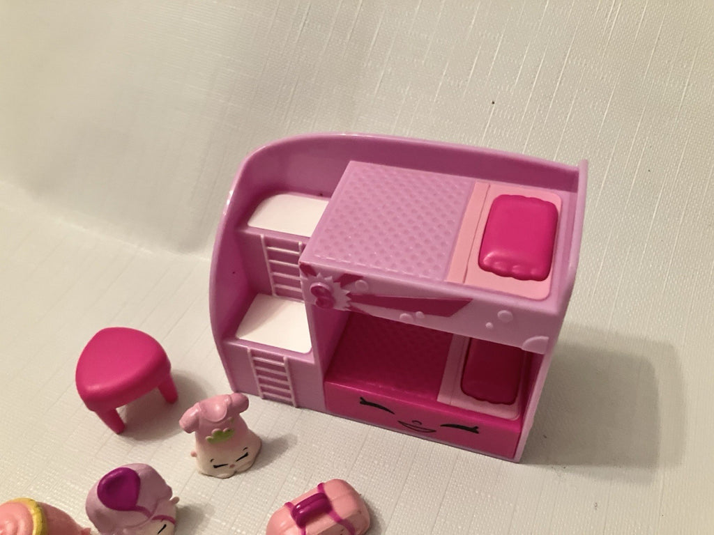 Shopkins Fashion Spree Slumber Fun Collection Super Cute EUC