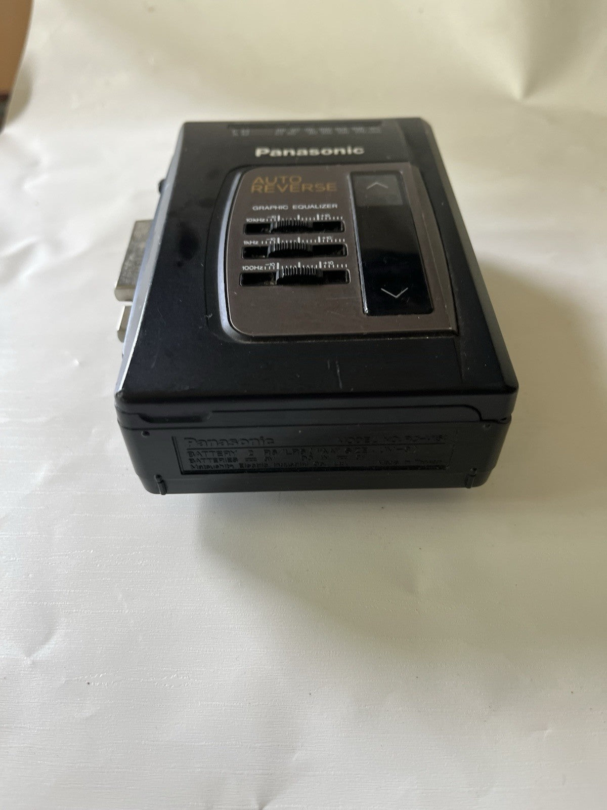 Panasonic RQ-V151  Portable AM / FM / Auto Reverse Cassette Player Works!!