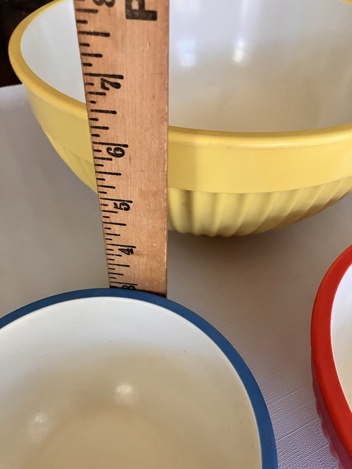 Vintage Melamine Mixing Bowls And NWB 11 Pc Measuring Cups