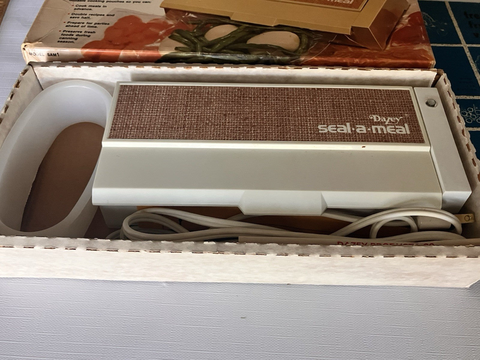 Vintage Dazey White Seal-a-Meal Kit In Original Open Box, Complete