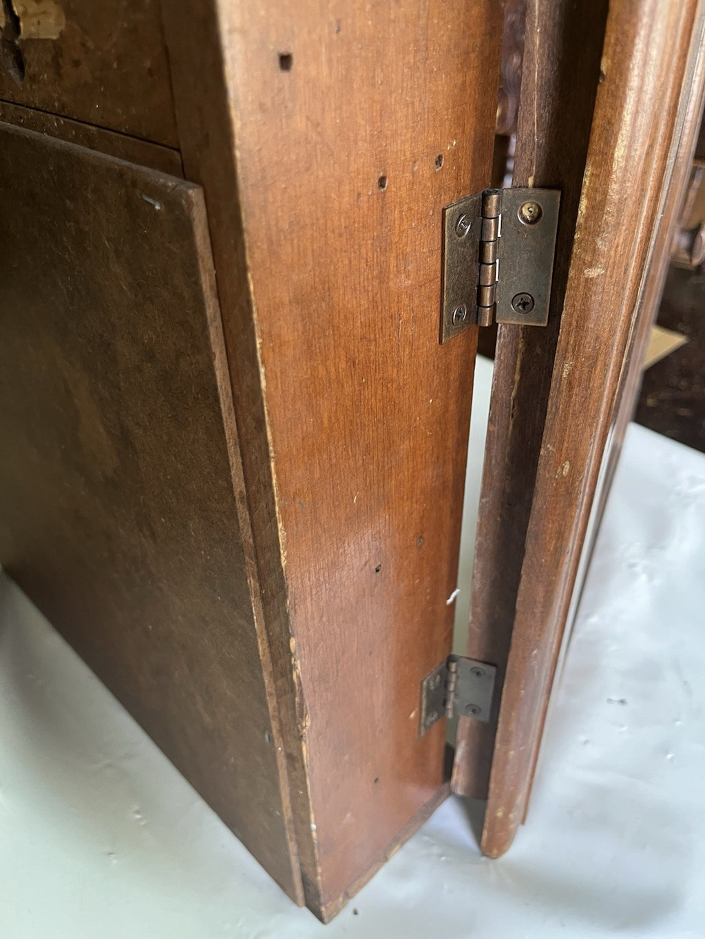 Vintage “Spices” Wooden/ Glass Door 17”x14” 12 Spice Cabinet & 11 Jars/ Stickers