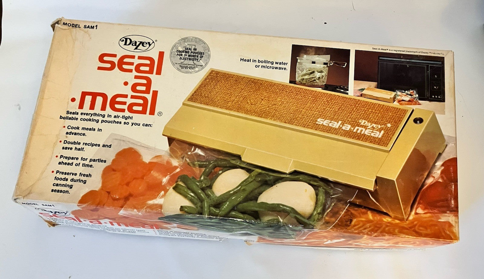Vintage Dazey Seal-a-Meal Food Vacuum Sealer NOS with Seal Bags Works USA 1970s