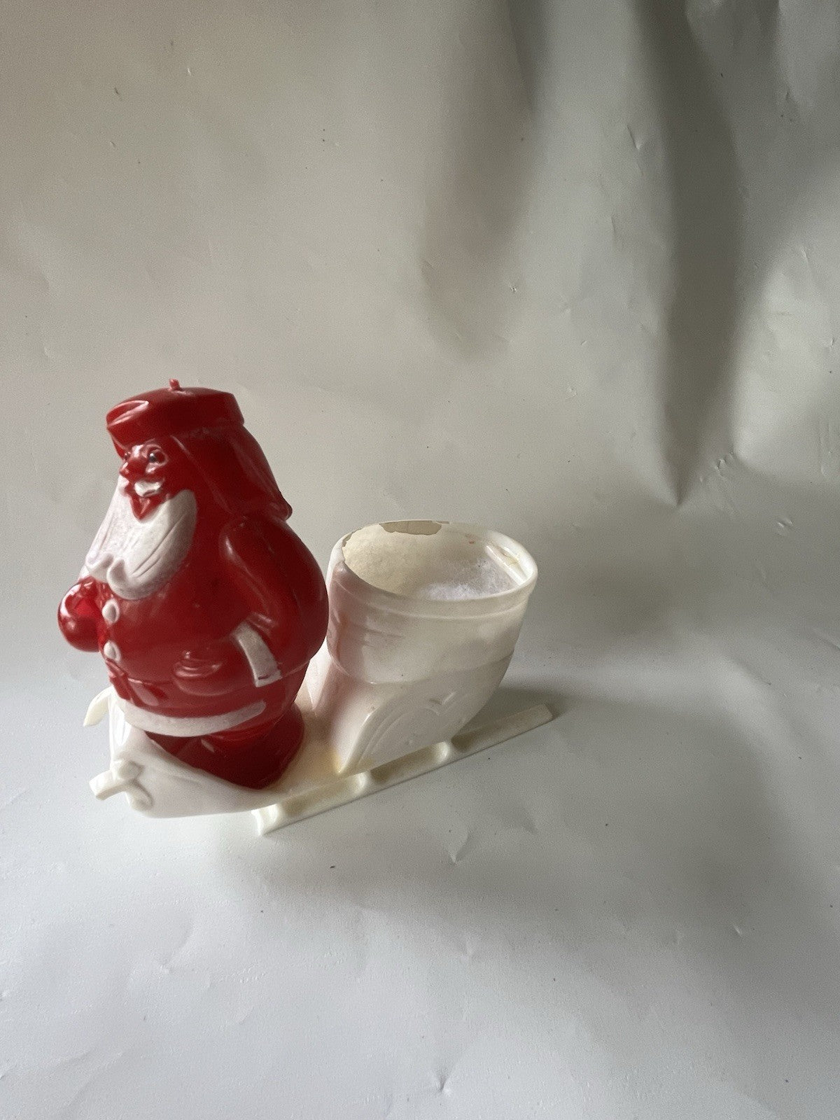 Vintage Christmas Rosbro Plastic Santa Claus White Sleigh Candy Container BROKE
