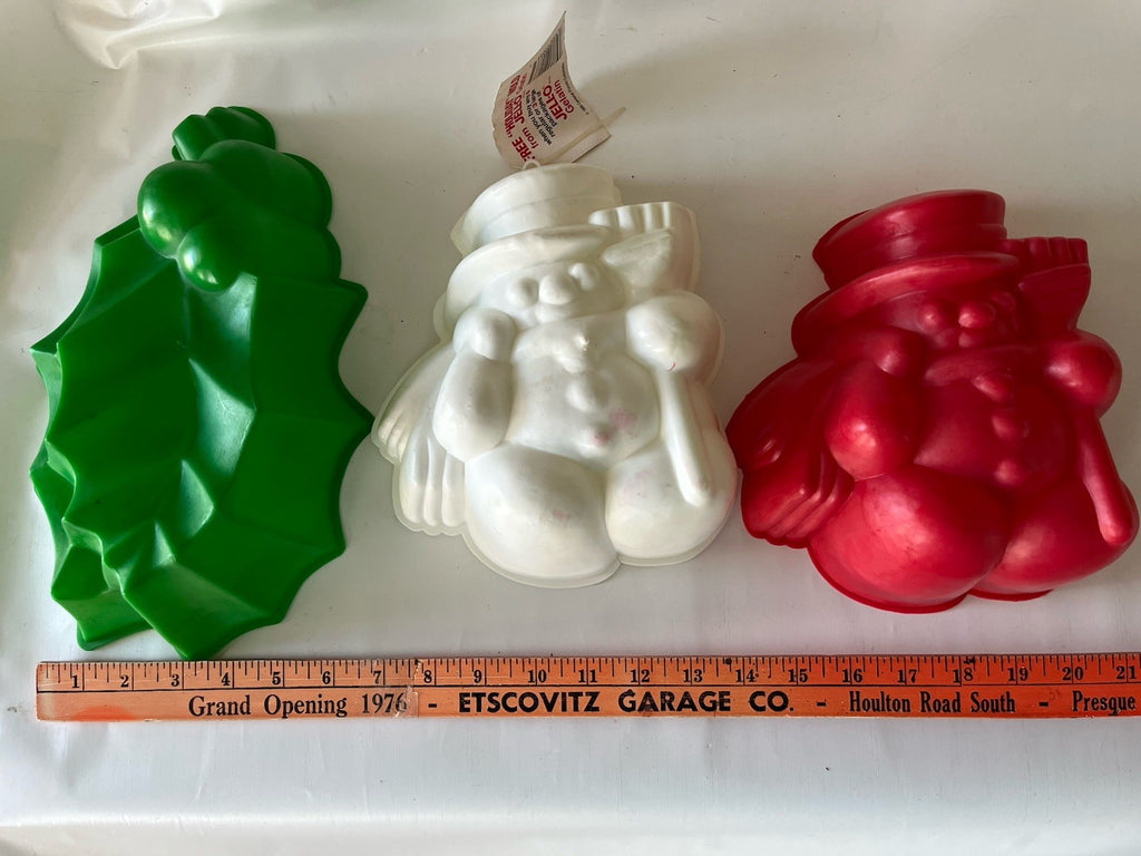 Vintage 1989 Holiday Jello-O Molds W/ Tags Snow Man And Holly