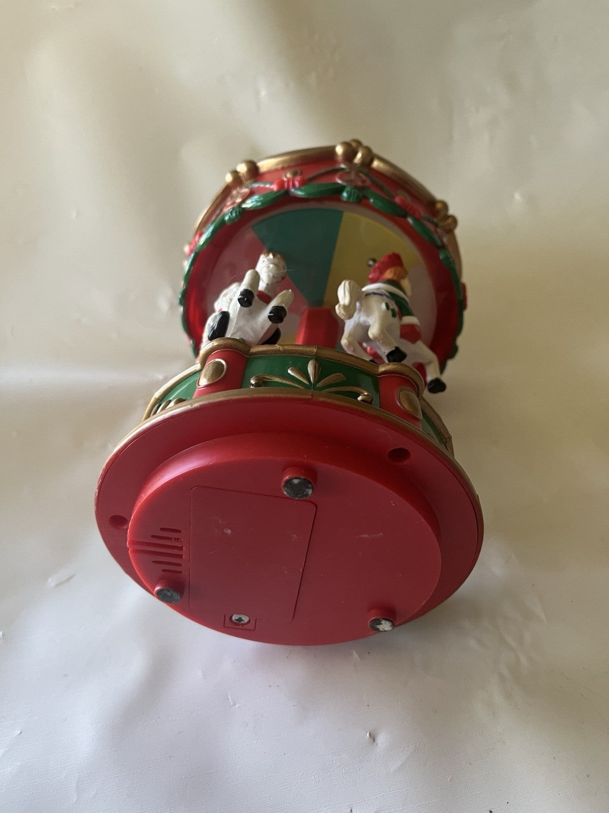 Vintage 1995 Avon Santa's Caroling Carousel -Revolves With Lights & Music WORKS