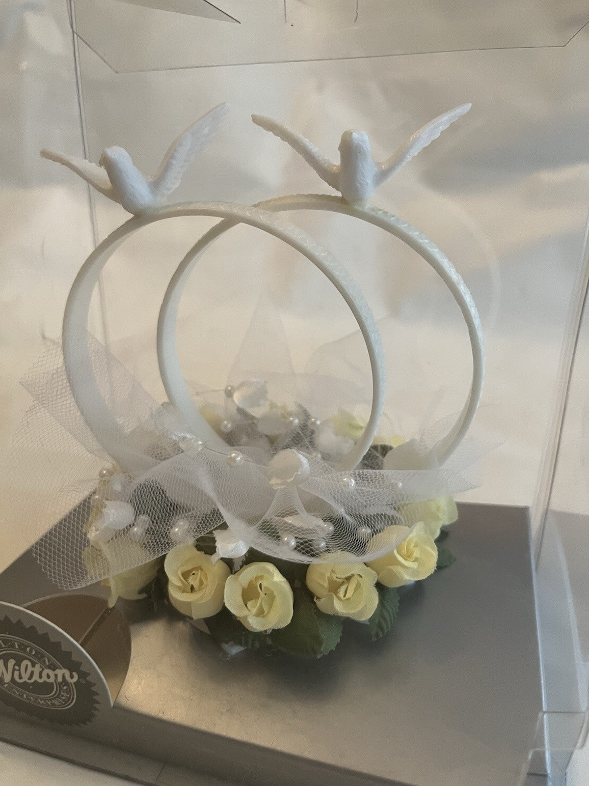 Vintage 1998 Wilson Cake Wedding Topper W/ Rings And Dove, Roses NOS