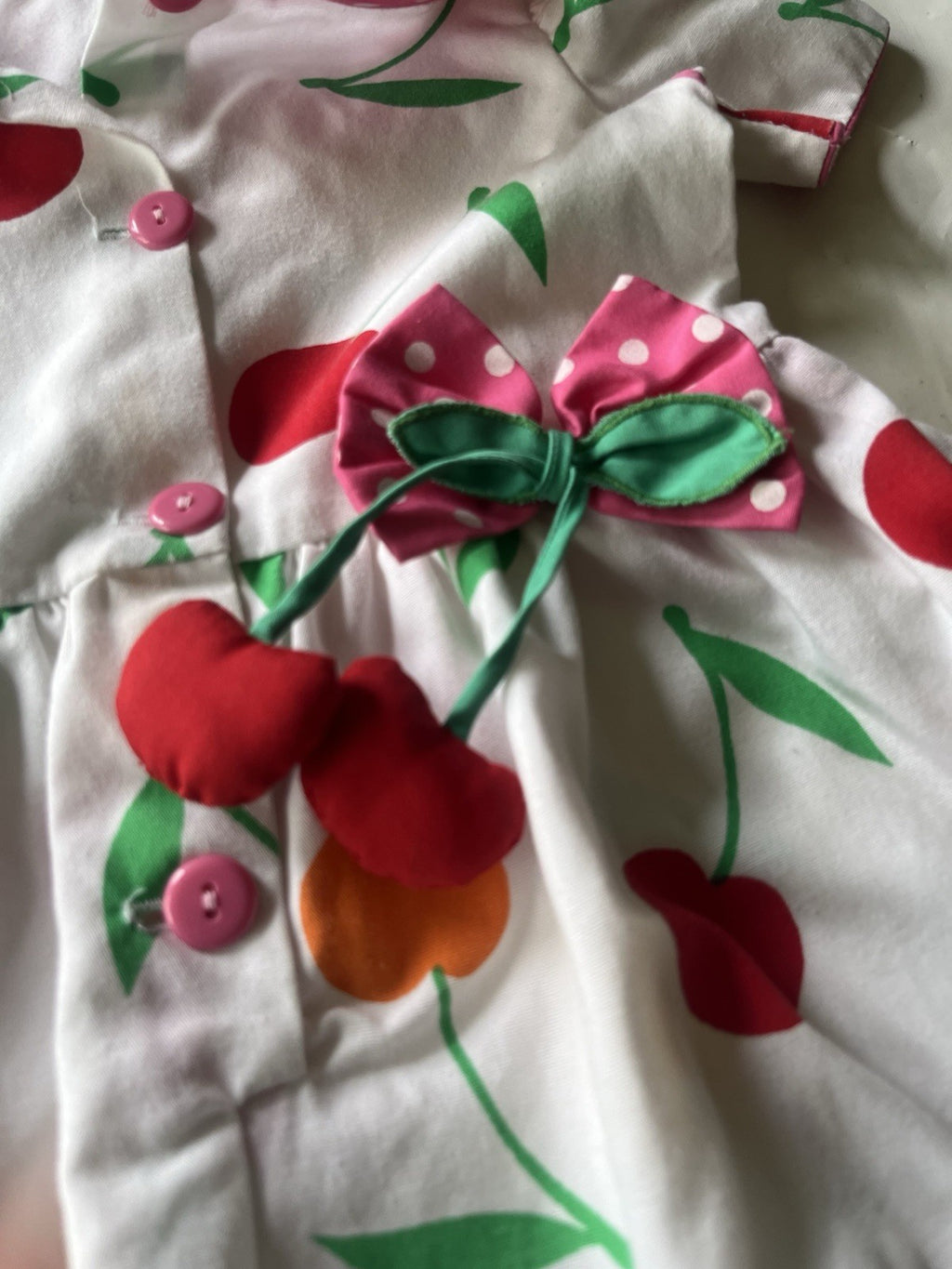 Vtg 90s Girls 12 month Cherry Romper; EUC, Vibrant Colors, Snaps, Short Sleeve