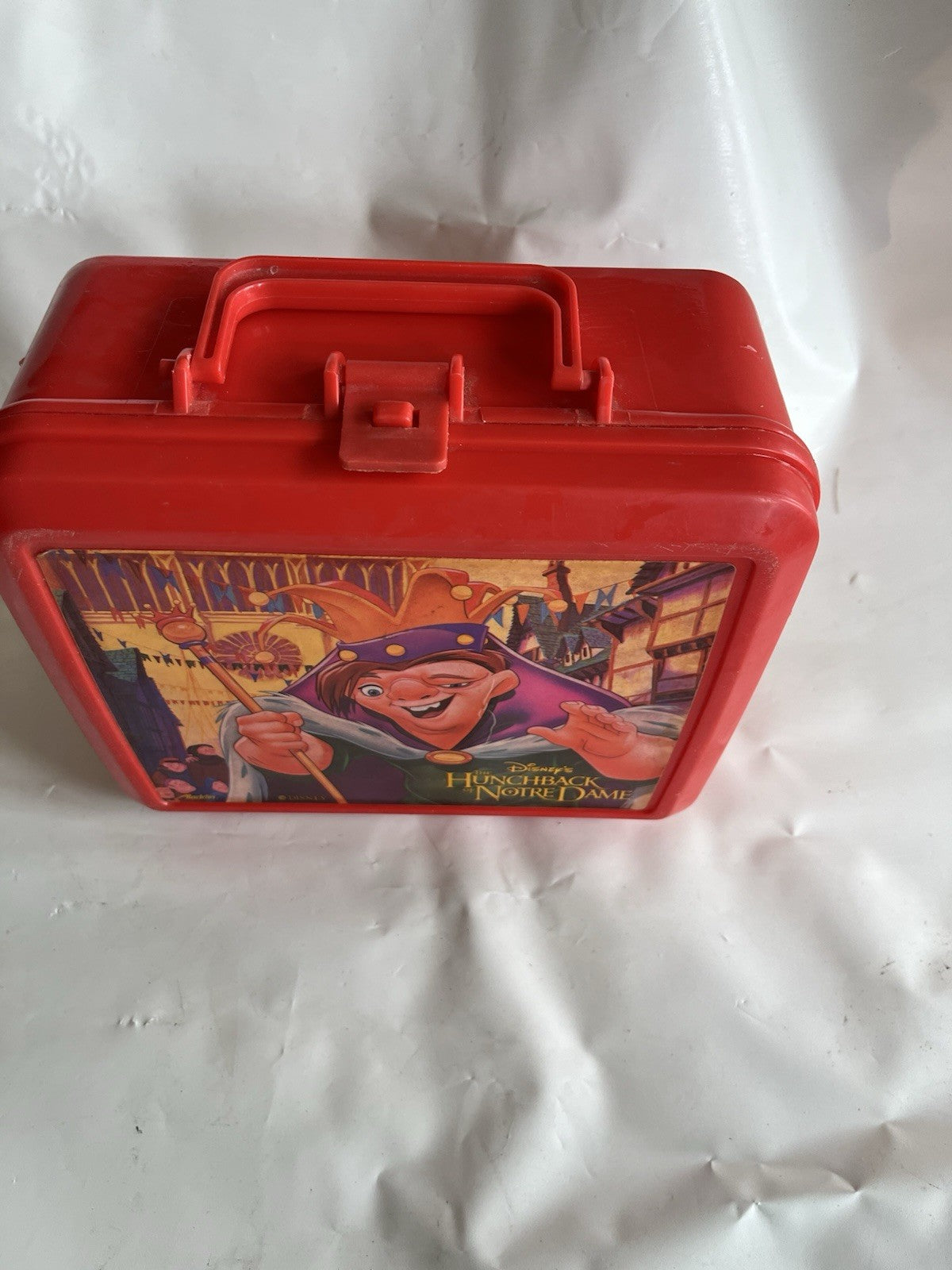 Retro 1990’s Red Aladdin Lunchbox Of Disney Hunchback Of Notre Dame