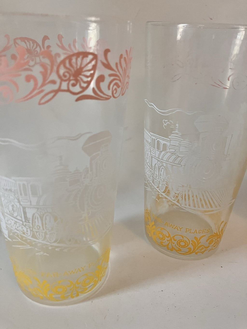 Vintage/MCM  Hazel Atlas Americana Glasses White, Pink And Yellow, Set Of 5