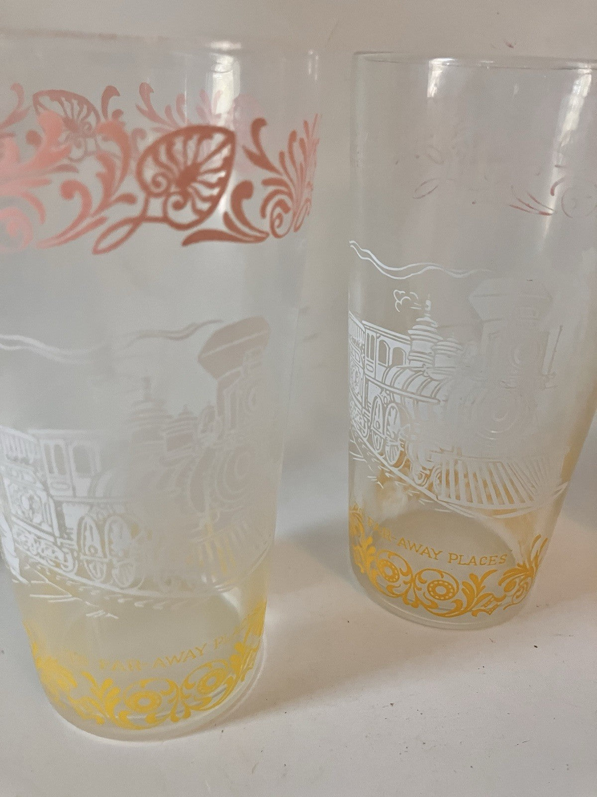 Vintage/MCM  Hazel Atlas Americana Glasses White, Pink And Yellow, Set Of 5