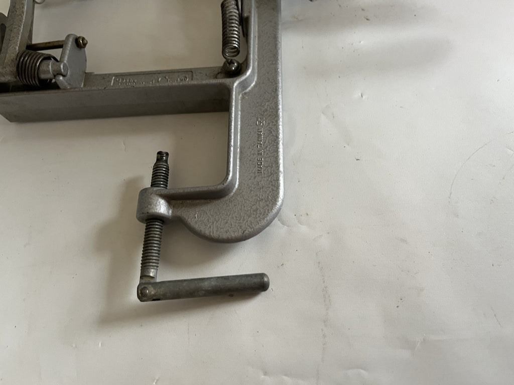 Pampered Chef Apple Peeler Corer Slicer Model Number 2430