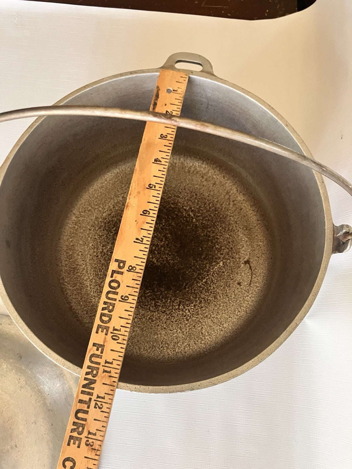 True Vintage CLUB Aluminum 4 Quart Stock Pot/Dutch Oven with Lid and Bale Handle