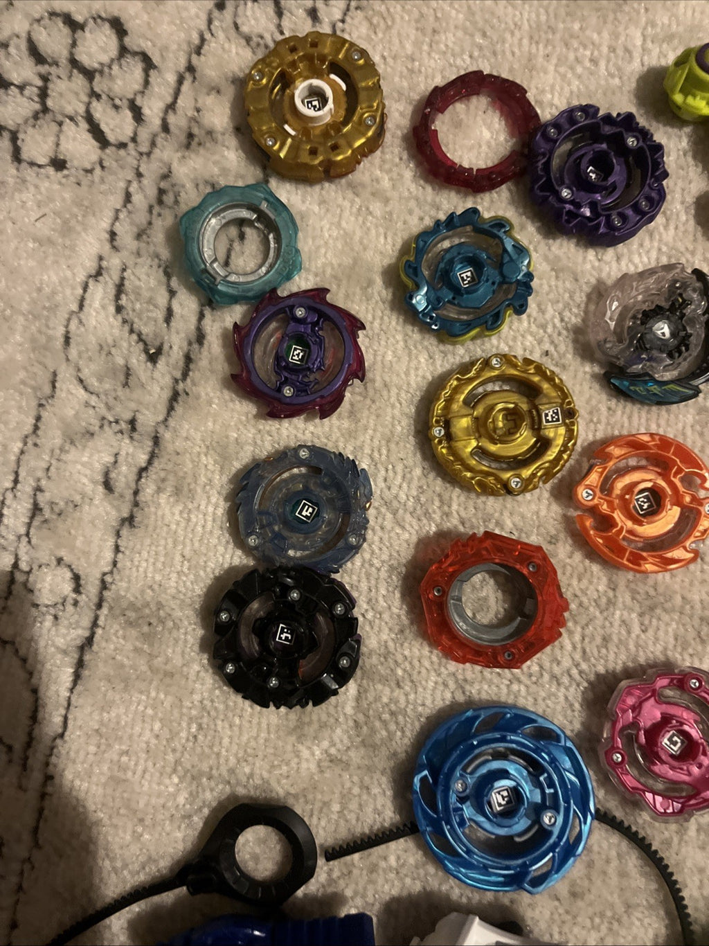 beyblade metal fusion Lot Parts/Spinners
