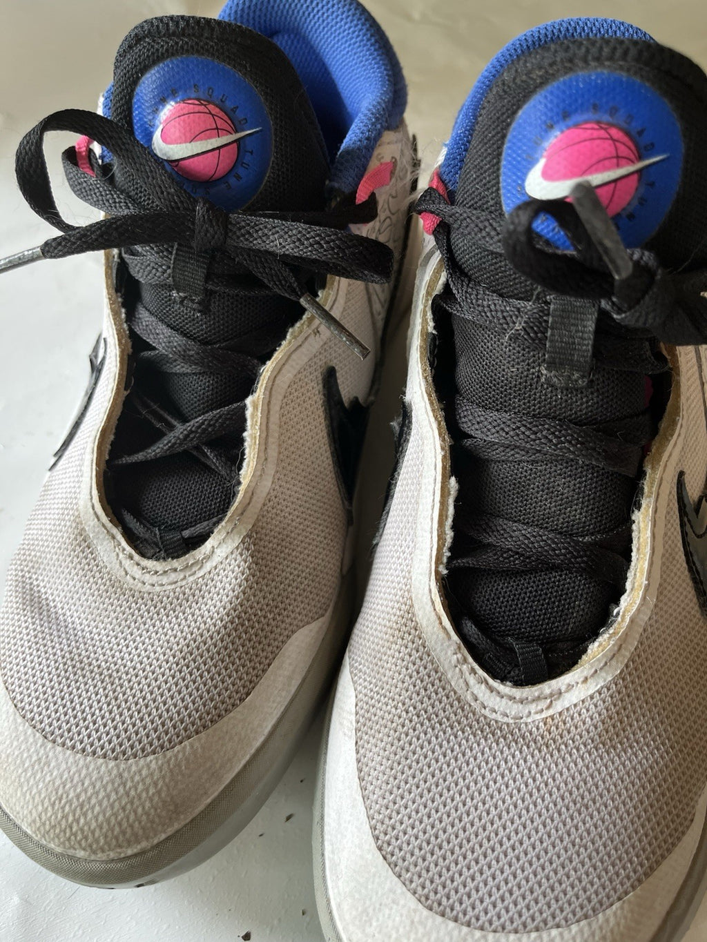 Nike Team Hustle D 10 SE Space Jam White (GS) GUC Size 4Y