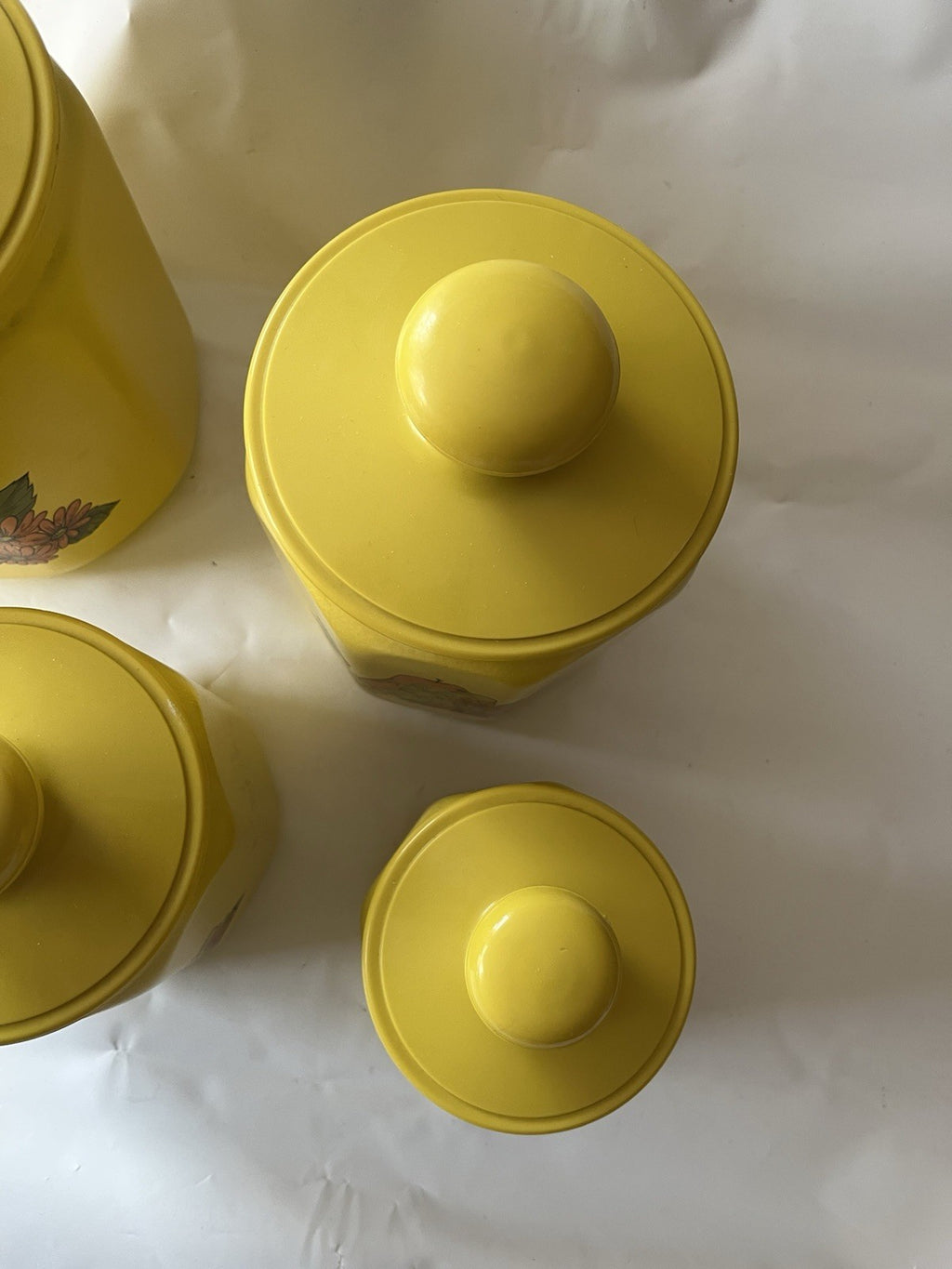 Vintage Kromex Faceted Aluminum 4 Canister Set Yellow Fruit Floral Plastic Lids